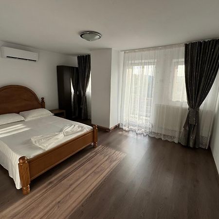 Cazare Vila Maria Apartman Árgyasudvarhely Kültér fotó